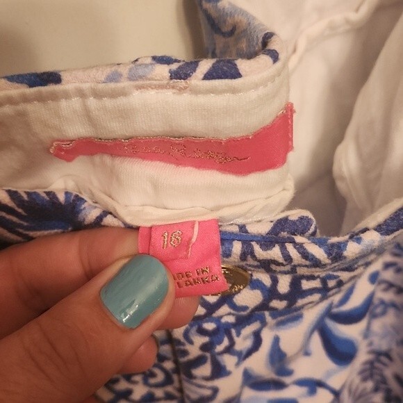 Lilly Pulitzer Callahan Shorts Blue Seashells Size 16 - Picture 4 of 7